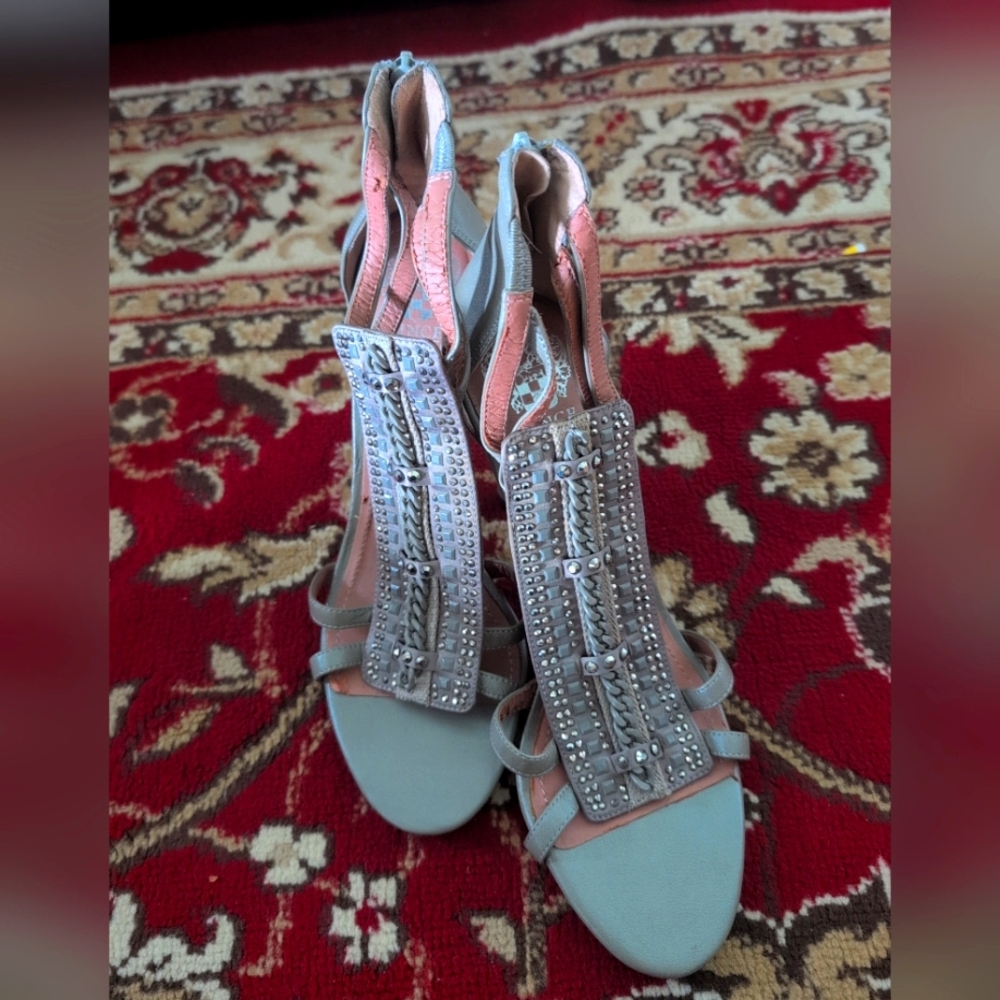 Vince Camuto/ Gray and Tan Beaded Sandals